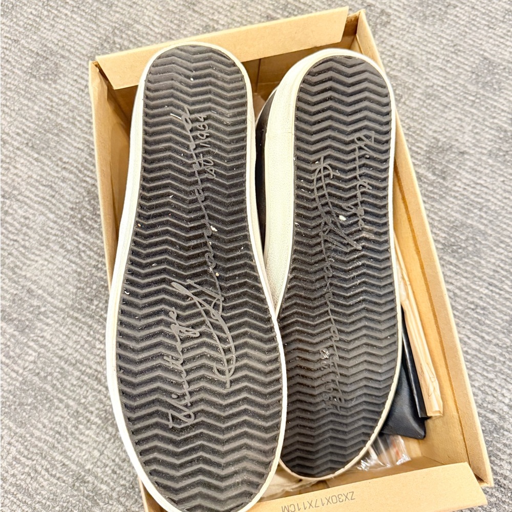 Vintage Havana sneakers - Picture 3 of 5